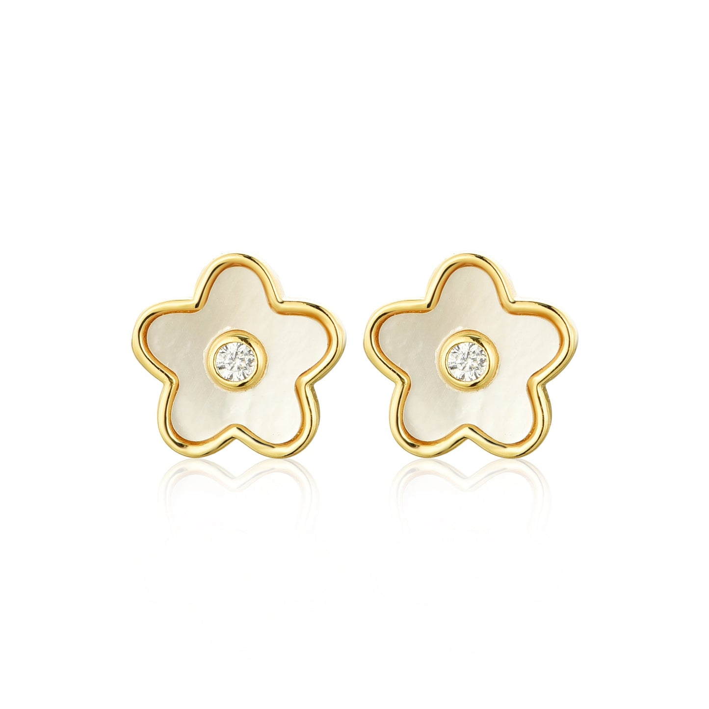 Mother of Pearl Clover Stud Earring